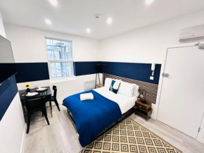 High standard central studios perfect for tourists!